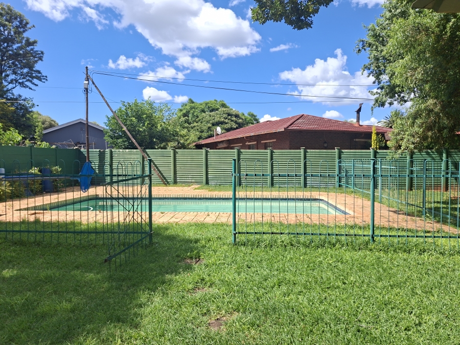 4 Bedroom Property for Sale in Riviera Park North West